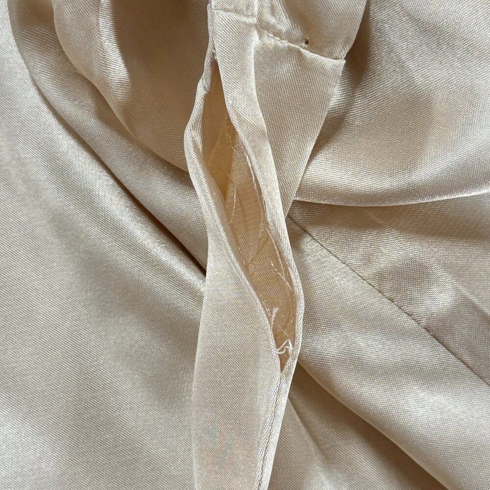 Flora By Flora Nikrooz Stella Venise Satin Robe - Picture 4 of 5
